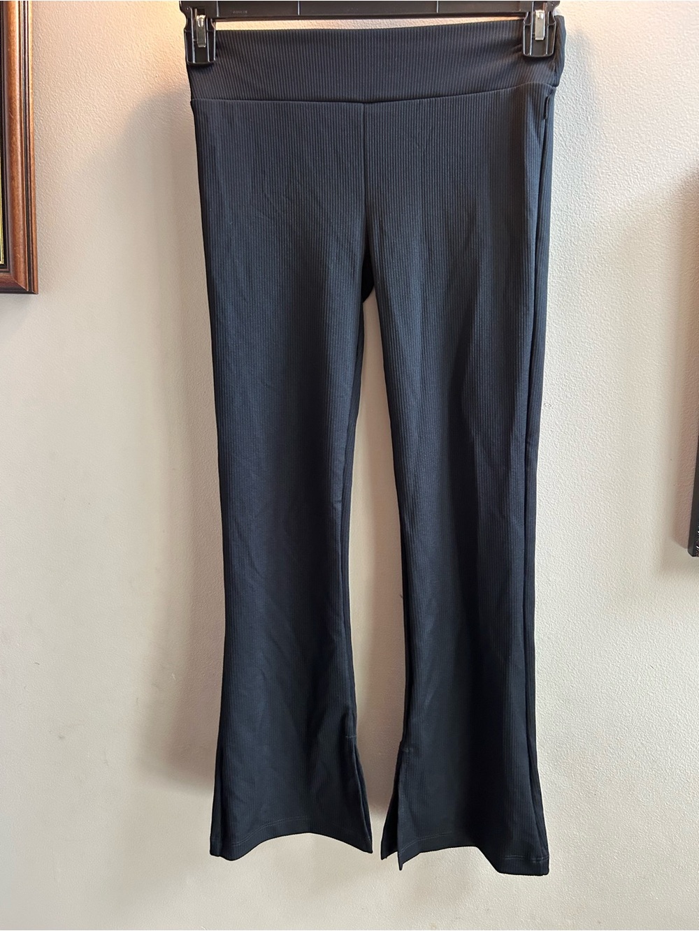 Black Ribbed Flare Leggings